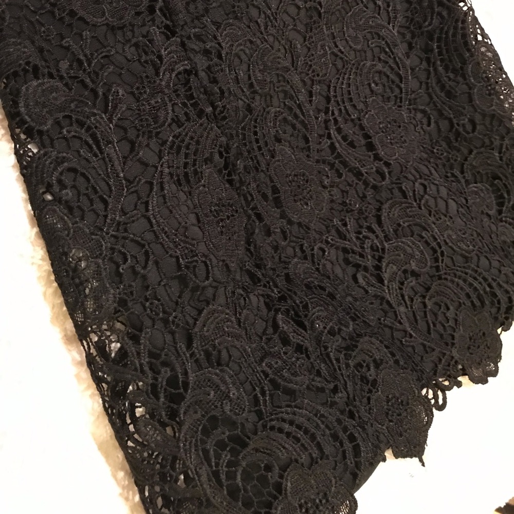 H&M Black Mini Skirt